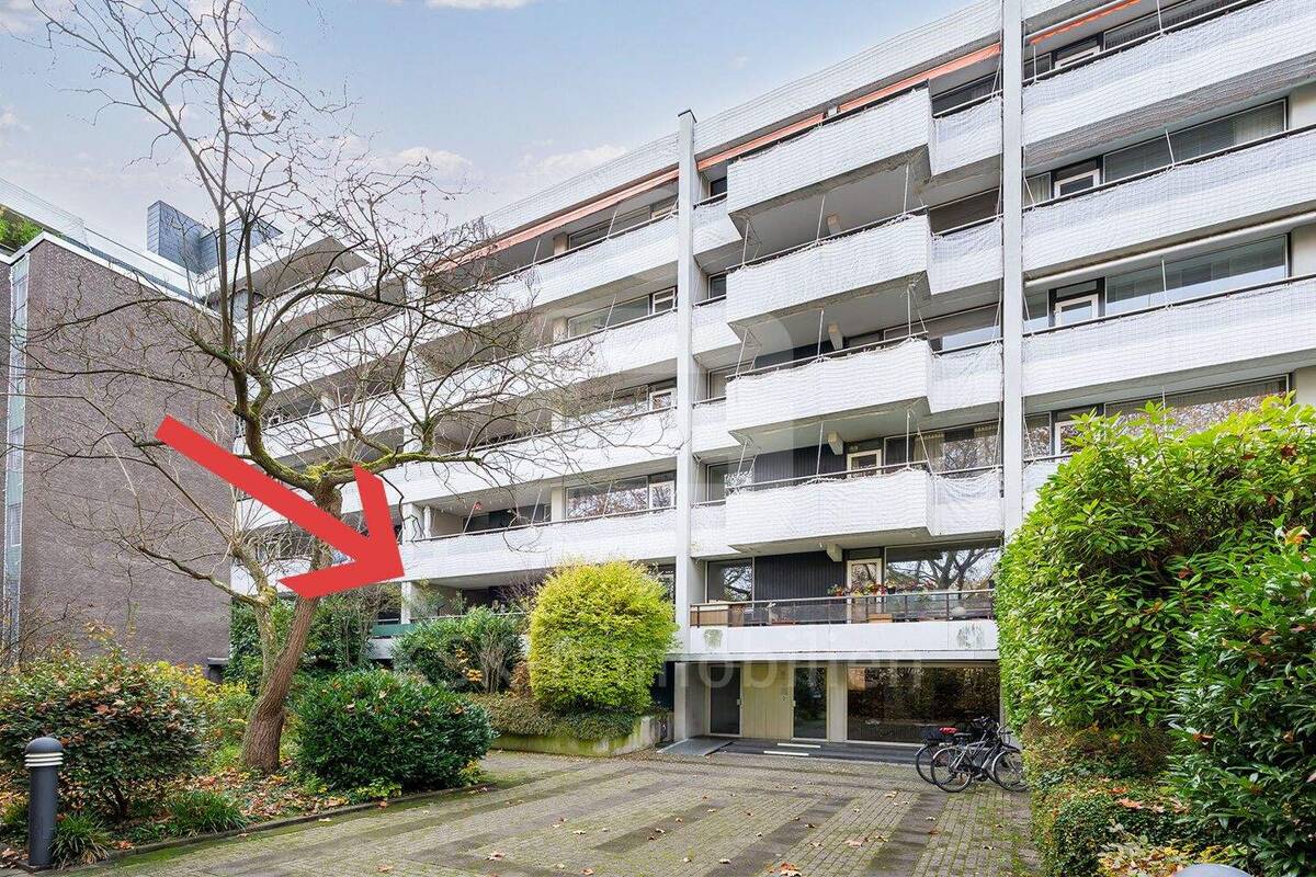Moderne 4-Zimmer-Wohnung mit zwei Balkonen, TG-Stellplatz in zentraler Lage - Ideal für Familien – 50858 Köln – Bild 1 von 9