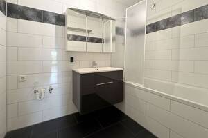 - Schöne Terrassenwohnung mit besonderem Charme - 2,5-Zimmer-Wohnung zum Wohnen oder Vermieten – 70597 Stuttgart – Vorschaubild 6