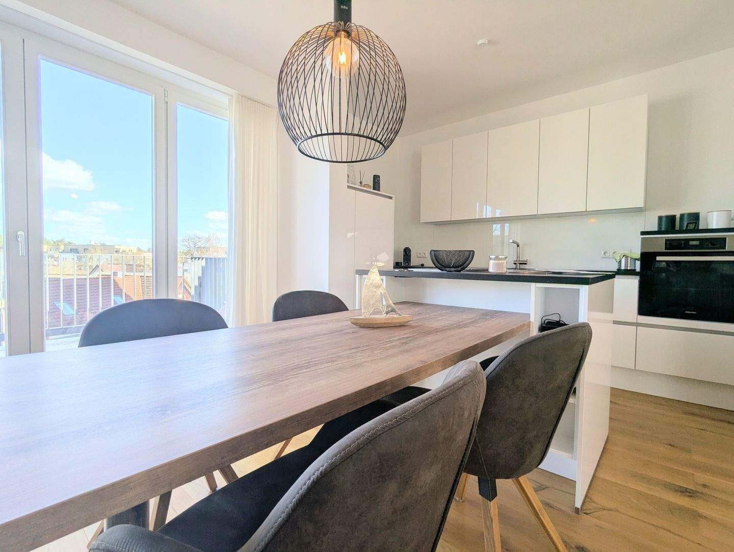 Eigene Dachterrasse + Balkon!! Modern Wohnen in historischem Gebäude. – Hamburg – Vorschaubild 9