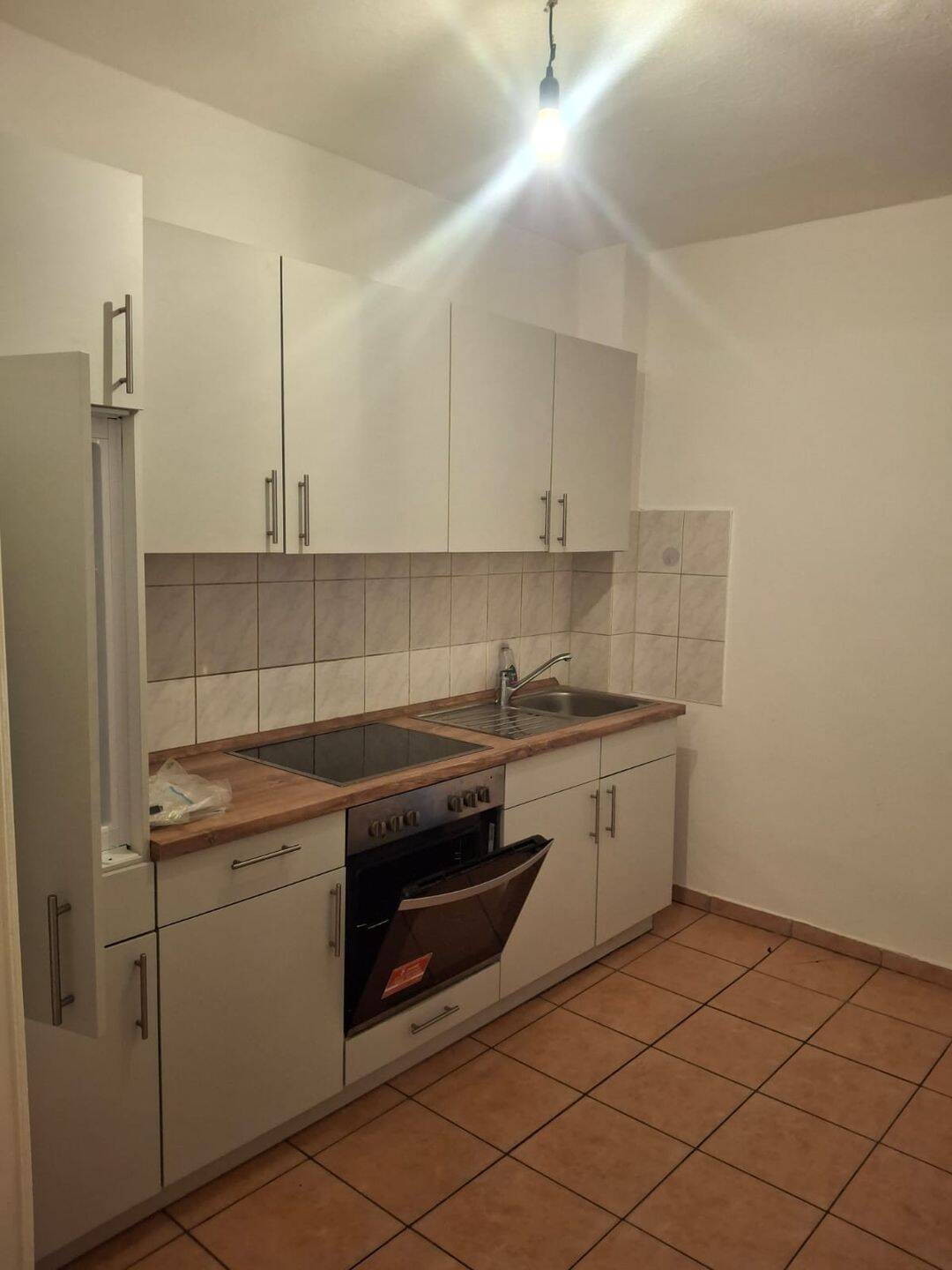 3 Zimmerwohnung mit EBK in der Bürger im 1.OG zu vermieten – Bremerhaven – Vorschaubild 9