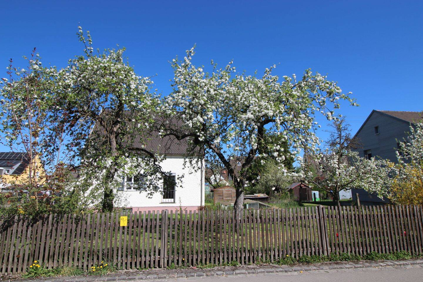 Charmantes Siedlerhaus mit Ausbaupotential in gefragter Lage – Augsburg – Vorschaubild 3