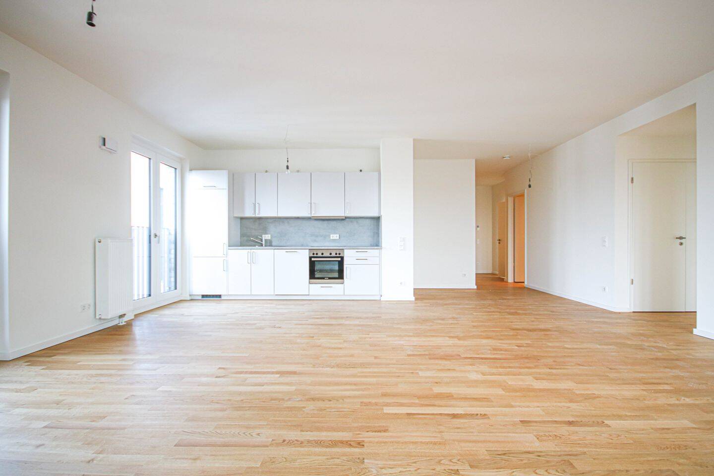 Moderne 1-Zimmerwohnung mit Einbauküche und Terrasse – Offenbach am Main – Bild 1 von 5