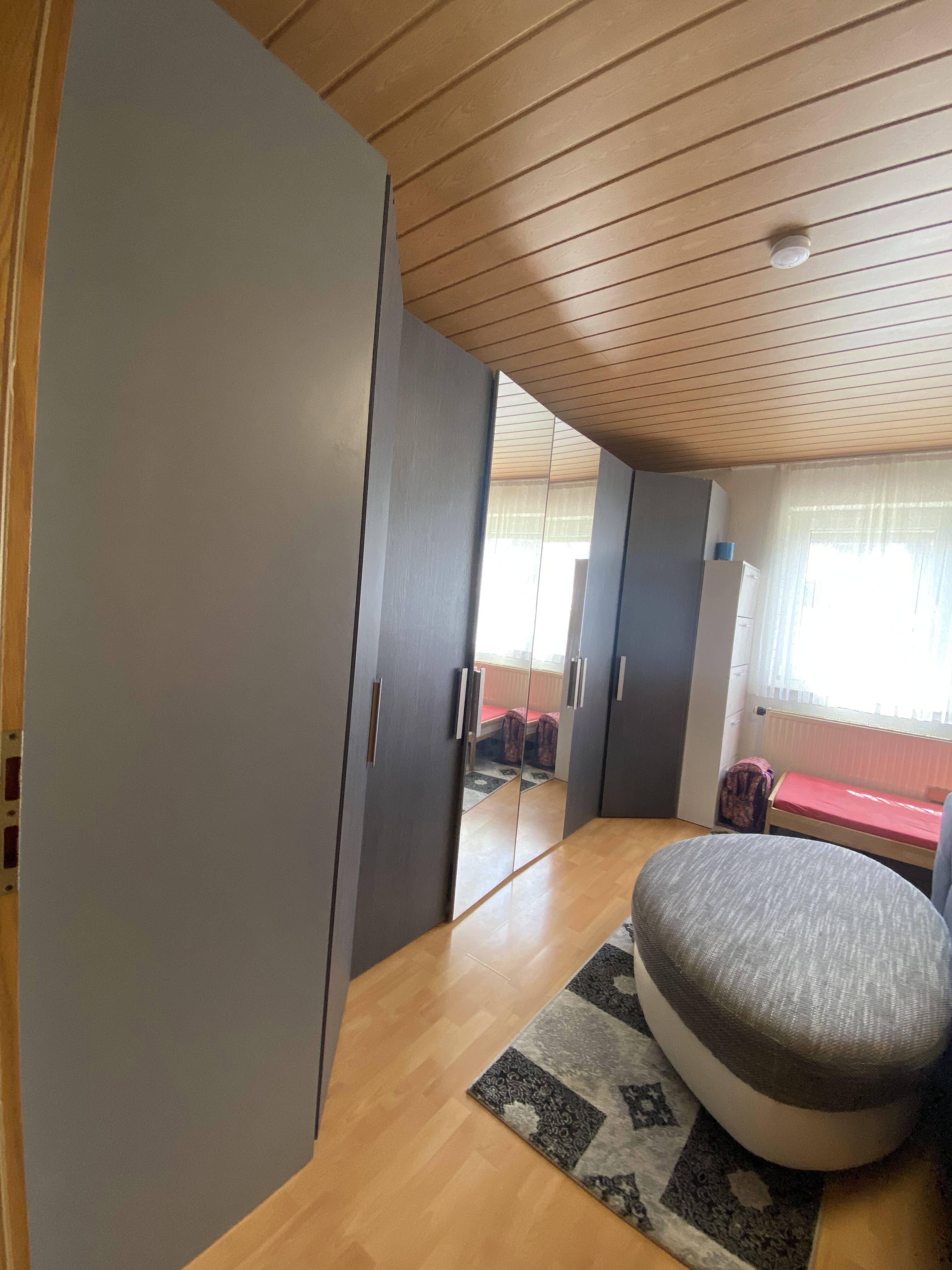 Attraktive Gelegenheit: Zweifamilienhaus mit Garten in Giengen – flexibel nutzbar für Eigennutzer & Kapitalanleger – Giengen an der Brenz – Vorschaubild 9