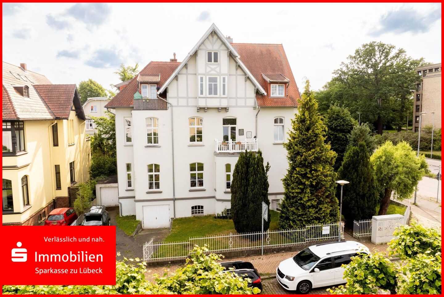 Repräsentatives Altbau-Mehrfamilienhaus in begehrter Lage - 4 Wohneinheiten zzgl. Bürofläche im EG