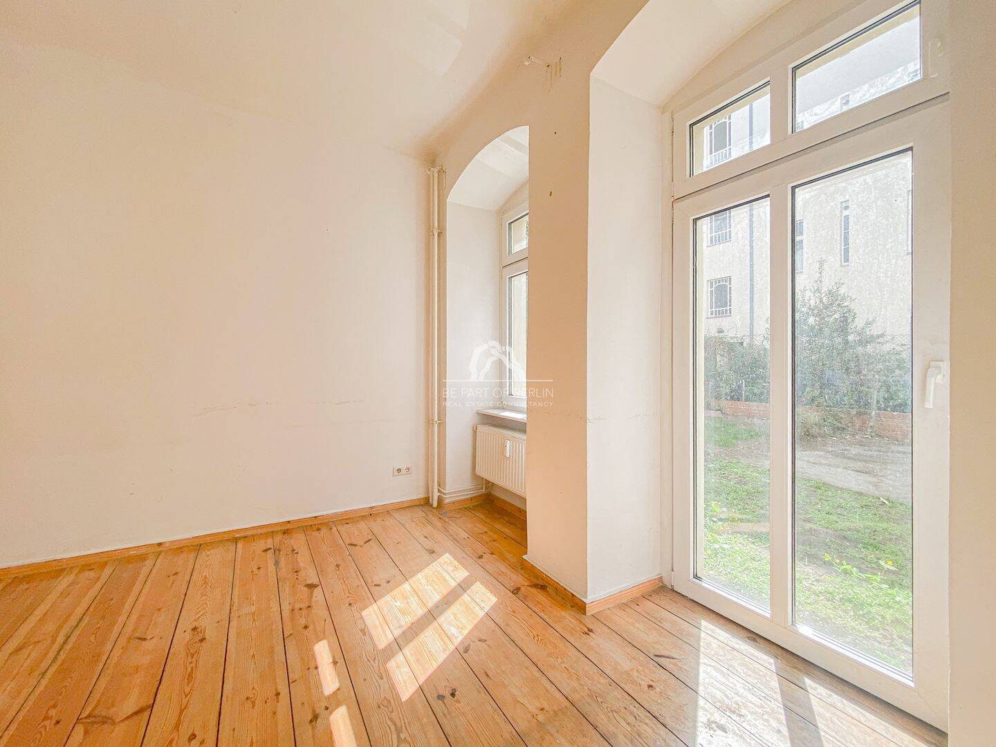RARITÄT! SPANNENDE ALTBAUWOHNUNG MIT TERRASSE UND DIELENBODEN IM SPRENGELKIEZ! PROVISIONSFREI! – Berlin – Vorschaubild 4