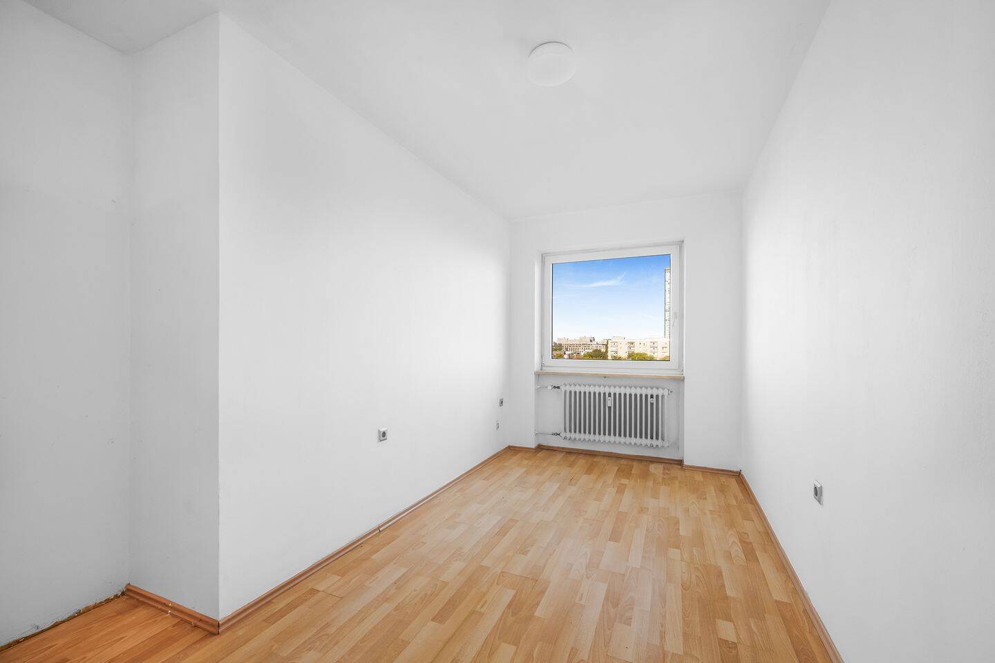 Ganz Oben ist es am schönsten! + U-Bahnnähe - Charmante 3-Zimmer-Wohnung – München – Vorschaubild 4