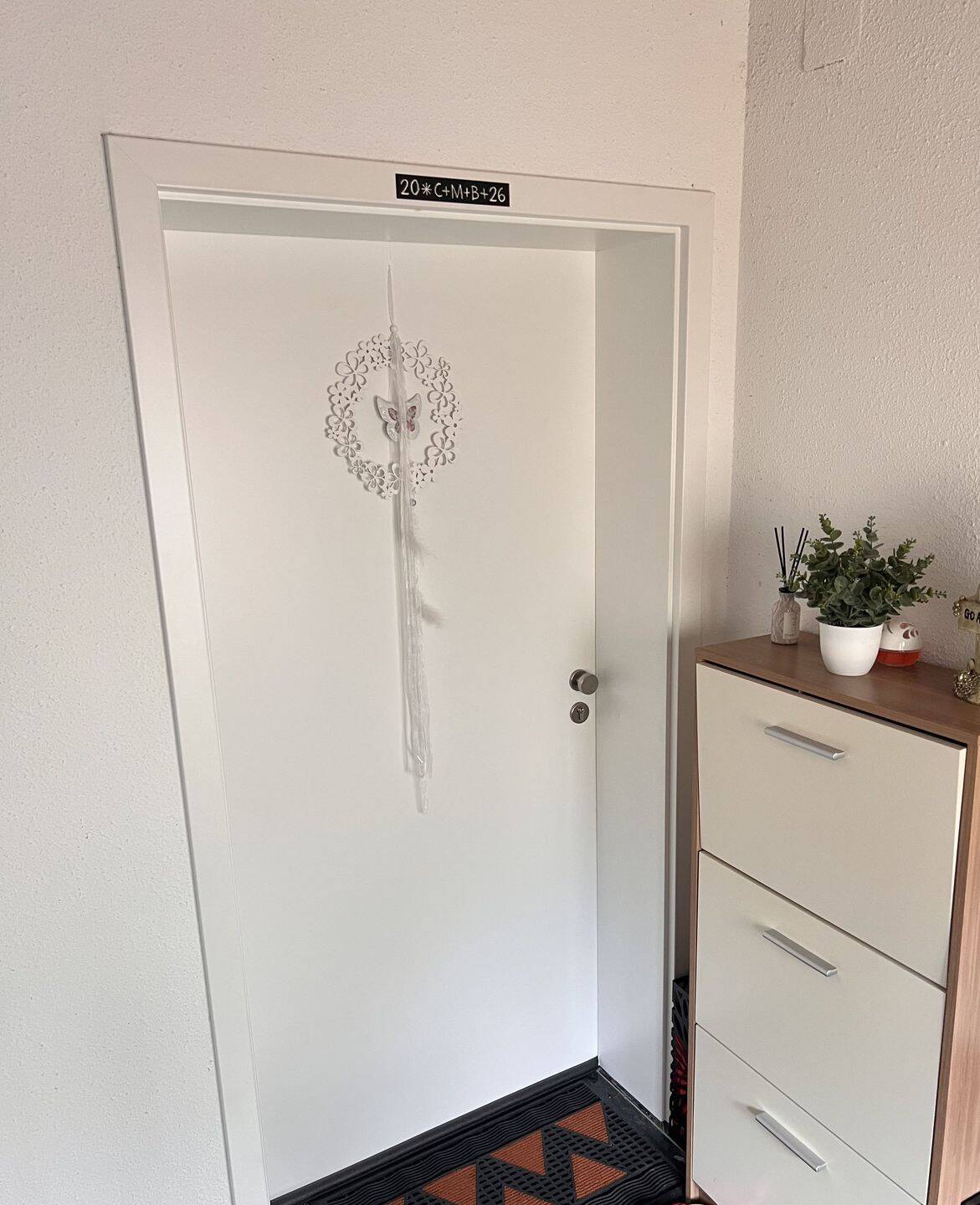 INDIVIDUALISTEN-ENSAMBLE IN EXPONIERTER LAGE IN LEIDERSBACH-EBERSBACH – Leidersbach – Vorschaubild 5