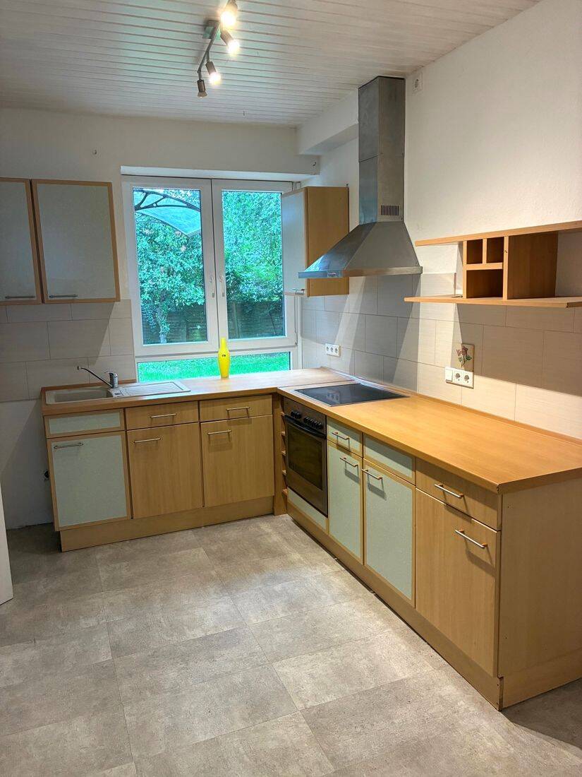 Charmantes Wohnhaus mit vermieteter Einliegerwohnung, gut gelegen in Schwabstedt. Investor-geeignet. – Schwabstedt – Vorschaubild 7