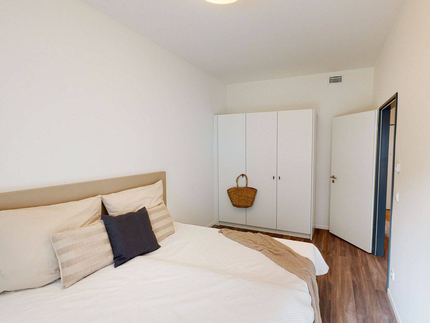 Alles drin! Möbliertes Apartment in Hammerbrook – Hamburg – Vorschaubild 6
