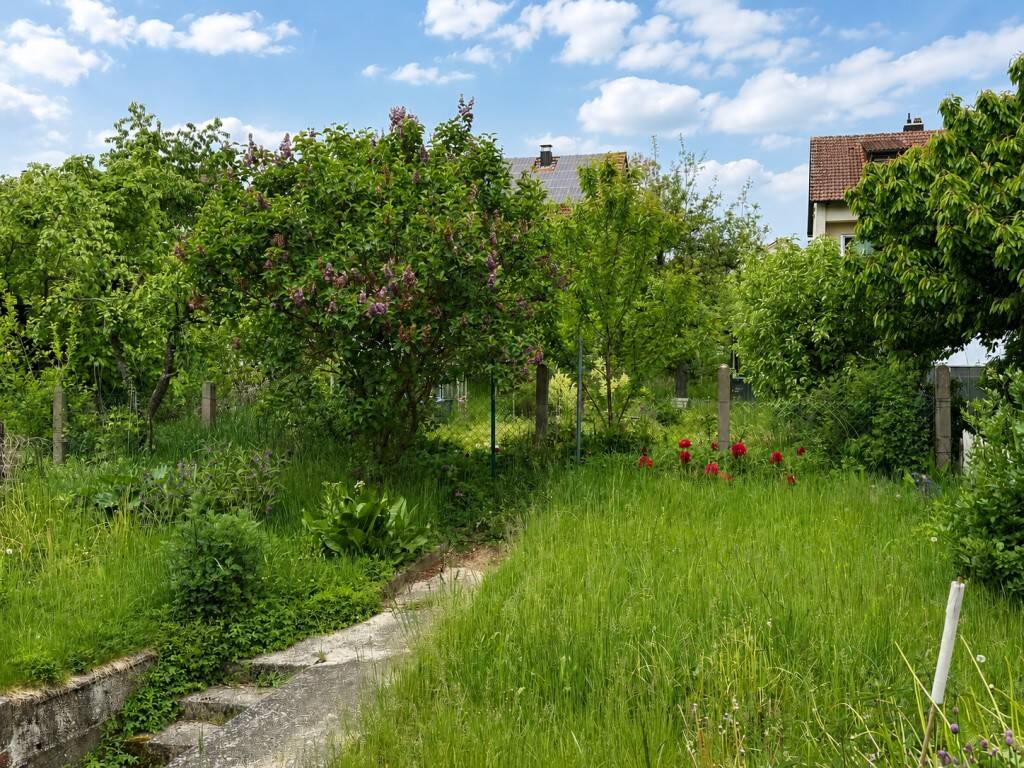 Doppelhaushälfte mit zwei Garagen – Ansbach – Vorschaubild 4