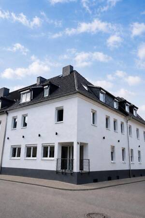 5,5 % Ertrag im 1. Jahr | Voll vermietet | Kernsaniertes 6-Familienhaus – 57072 Siegen – Vorschaubild 2