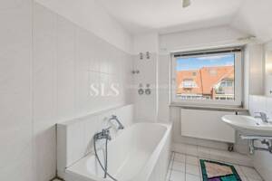 Helle Dachgeschosswohnung mit Loggia und viel zusätzlicher wohnlicher Nutzfläche im Dachgeschoss – 40470 Düsseldorf – Vorschaubild 5