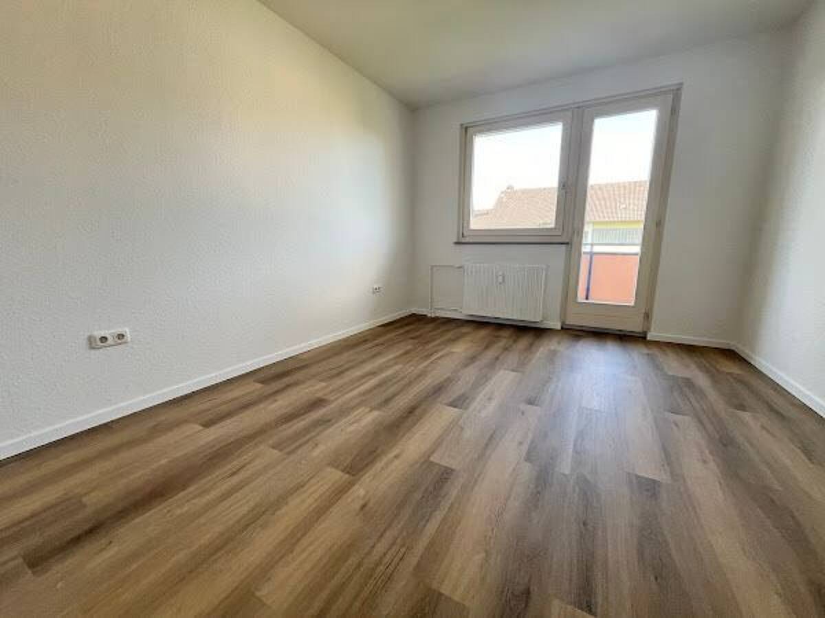 Schöne 2-Zimmer-Wohnung mit Balkon! – 45356 Essen – Bild 1 von 6