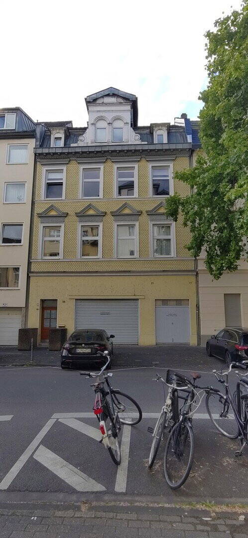 Provisionsfrei - wunderschöne, vermietete Altbauwohnung m. 3 Zimmern, heller Wohnküche, Balkon
