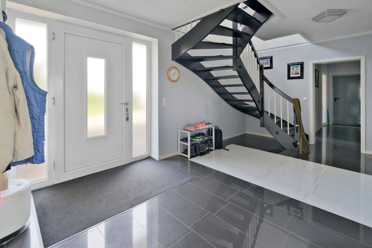5.176m² Grundstücksfläche! Energieeffiziente Luxusvilla mit Pool in ruhiger Lage – Creußen – Vorschaubild 6