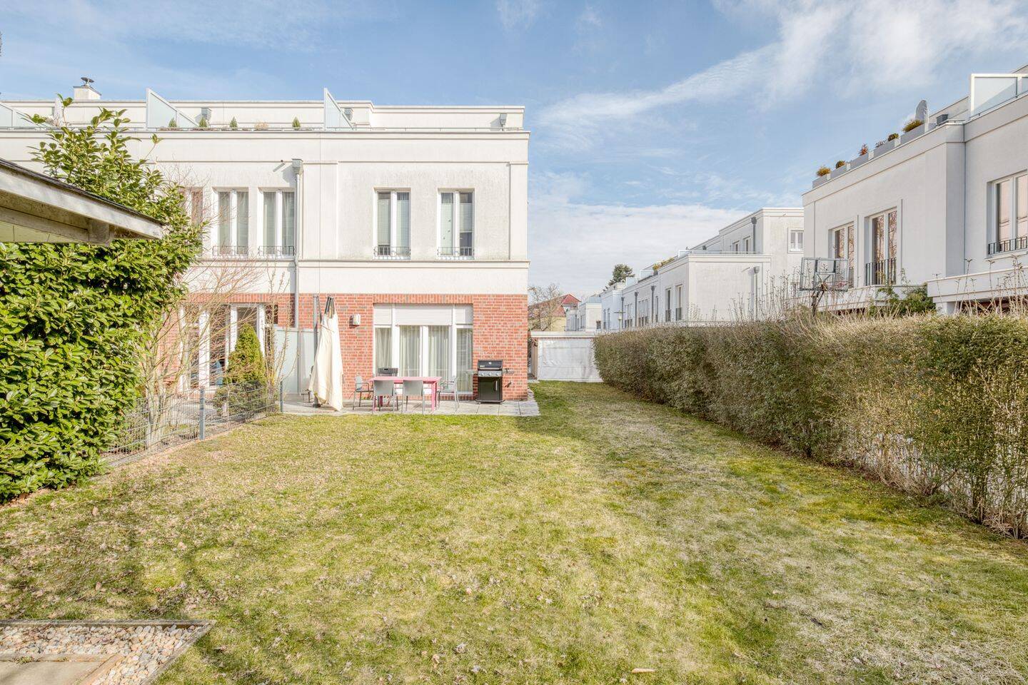 Traumhaftes Neubau-Townhouse in exponierter Lage von Schmargendorf – Berlin – Vorschaubild 2