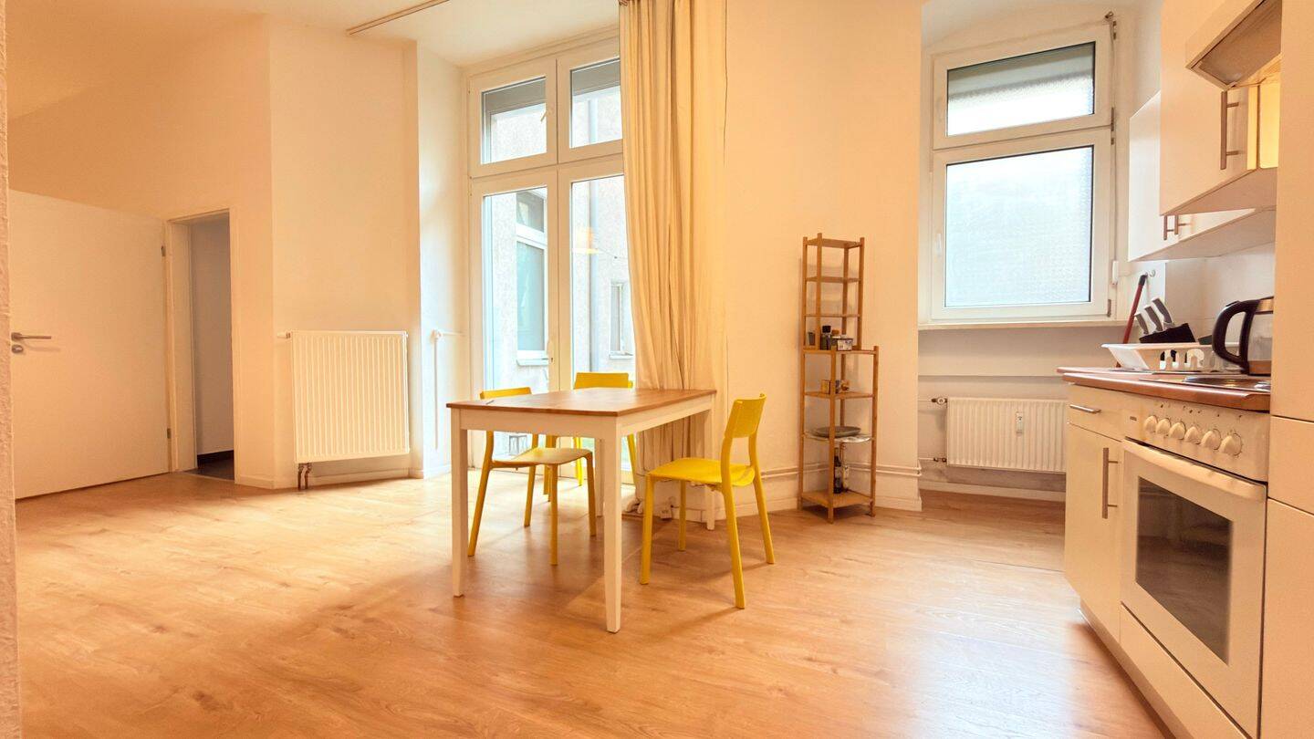 Möbliertes Loft im Prenzlauer Berg – EG-Wohnung am Helmholtzplatz, rollstuhlfreundlich – Berlin – Vorschaubild 4