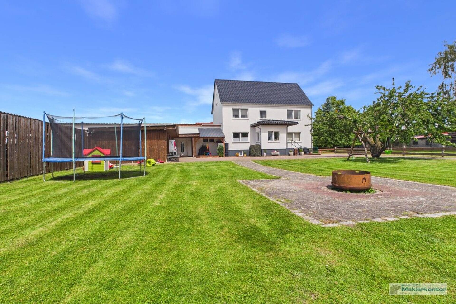 Einfamilienhaus in 17235 Neustrelitz mit 224 m² kaufen