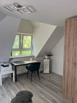 3-Zimmer Dachgeschoss-Maisonette mit 2 Bädern und Südwest-Balkon – 15566 Schöneiche bei Berlin – Vorschaubild 6
