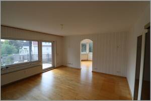 freigestellte 4,5-Zimmer-Eigentumswohnung mit Balkon und Tiefgarageneinstellplatz – 49124 Bad Rothenfelde – Vorschaubild 3