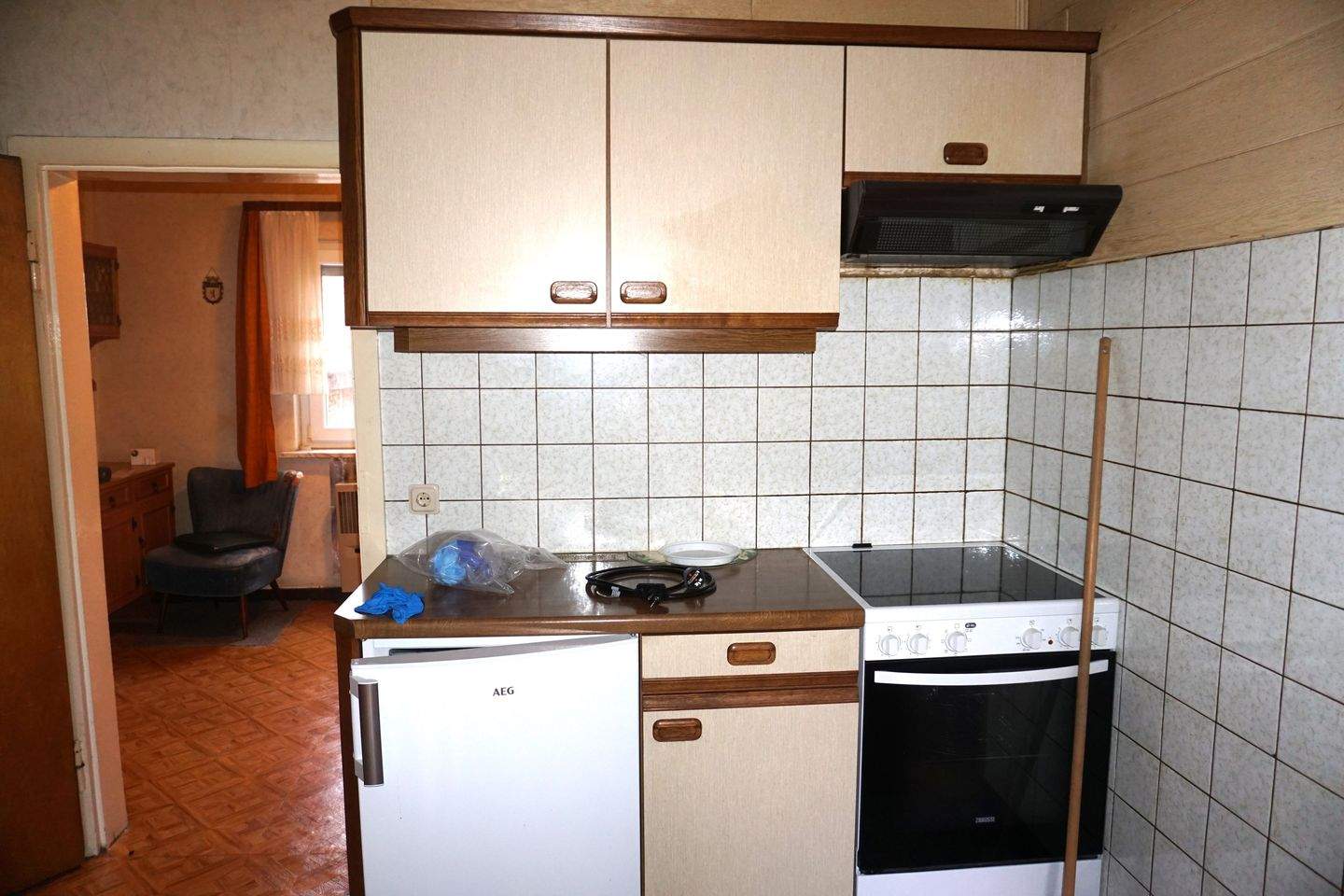 *** Preisreduzierung! - Einfamilienhaus mit Wiese und Stallung in Edertal OT zu verkaufen *** – Edertal – Vorschaubild 6