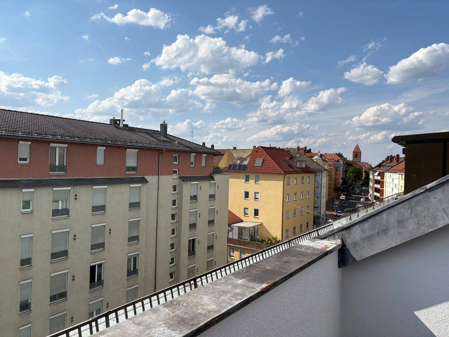 Über den Dächern - 3 Zimmer Wohnung mit Loggia in Bestlage – Nürnberg – Vorschaubild 9