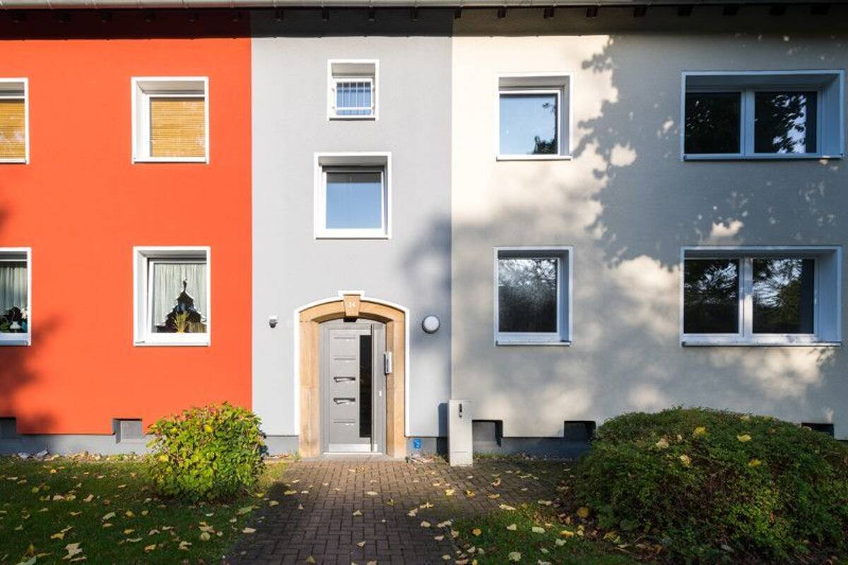 Frisch renovierte 3-Zimmer-Wohnung mit Dusche – 44225 Dortmund – Bild 1 von 9