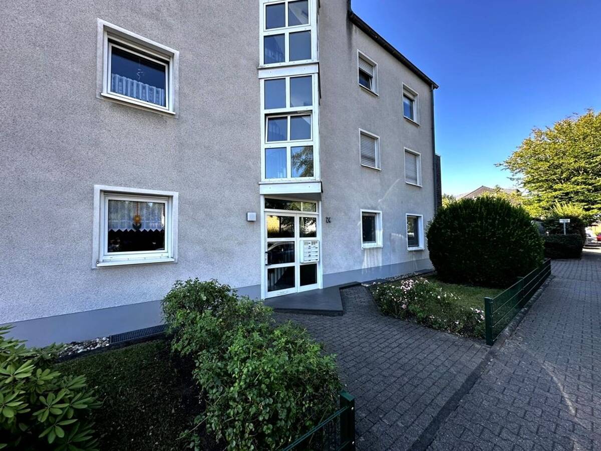 Gepflegte Eigentumswohnung mit Balkon und Garage in Gelsenkirchen-Ückendorf! – 45886 Gelsenkirchen – Bild 1 von 9