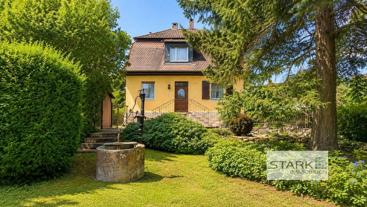 Ein Haus mit Geschichte und Charakter – großer Garten mit altem Baumbestand! – 97084 Würzburg – Bild 1 von 9