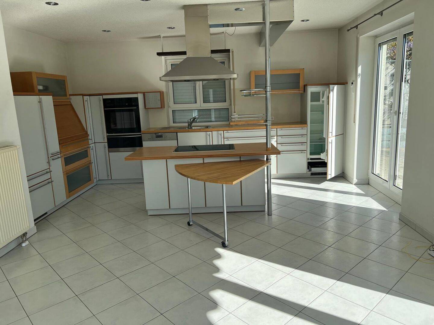 Licht, Lage, Lebensqualität: Stilvolles und großzügiges Zuhause am Bodensee mit Einliegerwohnung – Gaienhofen – Vorschaubild 5