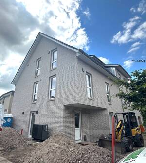 Lichtdurchflutete 2-Zimmer-Wohnung mit Süd-Balkon in direkter Lage zum Klinikum – 26133 Oldenburg – Vorschaubild 2