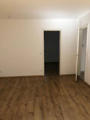 4-Zimmer Wohnung in Bad Cannstatt Kursaal – 70372 Stuttgart – Vorschaubild 3
