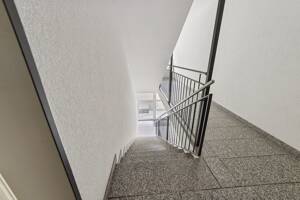 Großzügige 4-Zimmer-Wohnung mit zwei Balkonen, Aufzug und zwei TG-Stellplätzen – 79585 Steinen – Vorschaubild 2