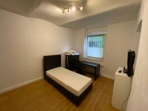 1-Zimmer-Wohnung im 1. Untergeschoss wartet auf neue Mieter – 50937 Köln – Vorschaubild 5