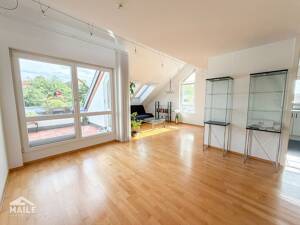 Helle Maisonette mit Dachbalkon, drei Schlafzimmern, zwei Bädern und Tiefgarage! – 70599 Stuttgart – Vorschaubild 6