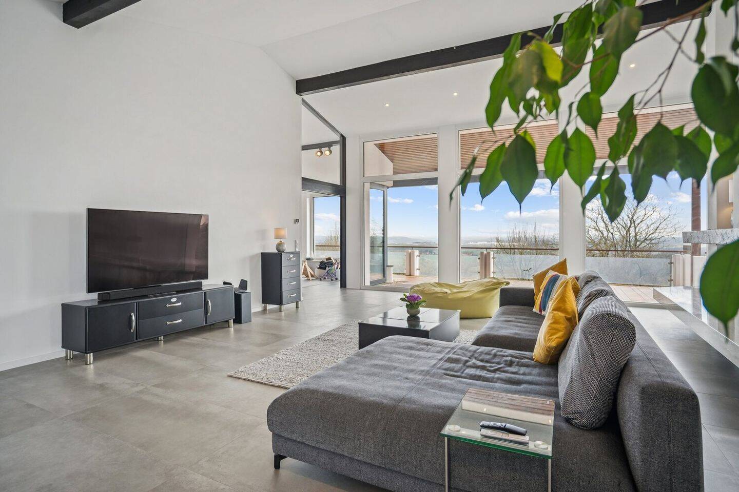 Design trifft Weitblick - Architekturjuwel mit Pool und Panorama! – Überherrn – Vorschaubild 5