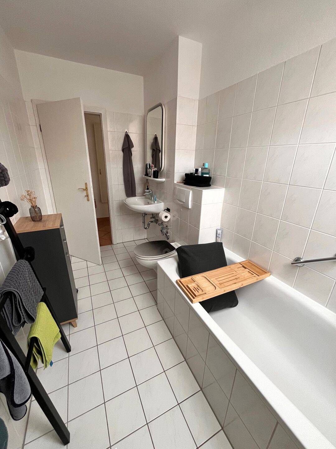 Schöne 4-Zimmer-Wohnung mit Balkon – Magdeburg – Vorschaubild 7