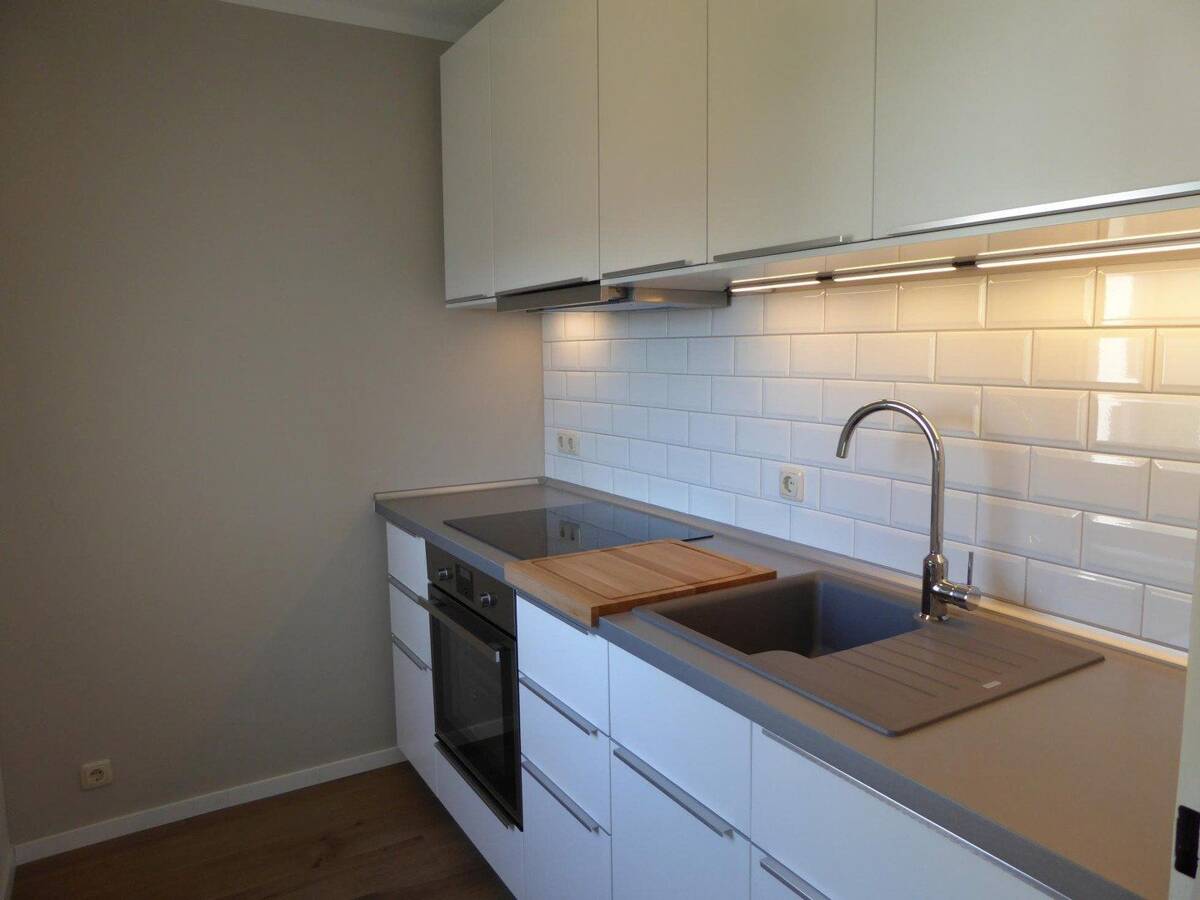 Top sanierte 1 ZKB Wohnung mit Balkon in Wiesbaden - Nordenstadt – 65205 Wiesbaden – Bild 1 von 9