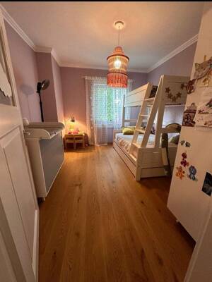 Sanierte teilmöblierte Maisonette-Wohnung mit 3 Zimmern, Garten und Stellplatz inklusive – 63069 Offenbach am Main – Vorschaubild 4