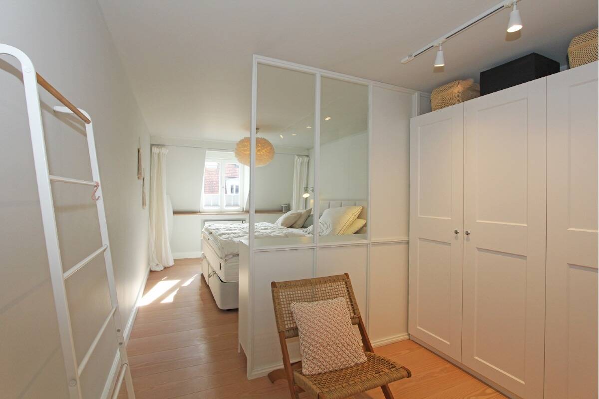 Luxuriös möblierte DG-Wohnung mit Sauna mitten im Glockenbachviertel – München – Vorschaubild 9