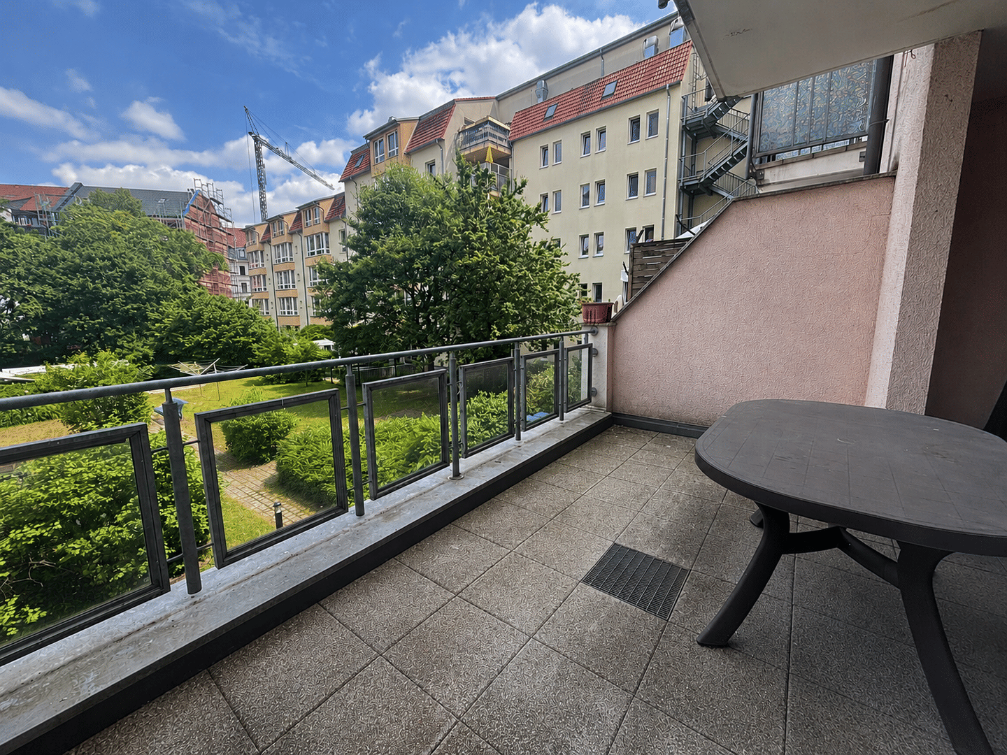 Kapitalanlage mit Balkon zum grünen Innenhof - vermietete 2-Zimmer-Wohnung – Leipzig – Vorschaubild 2