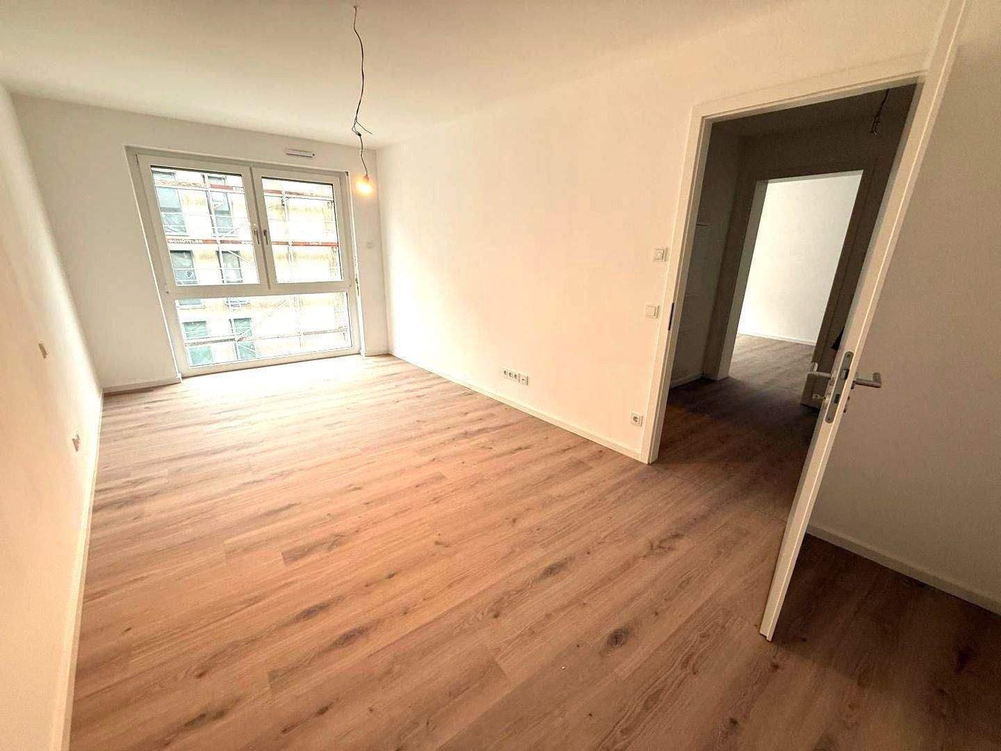 Exklusiver Neubau: Perfekt geschnittene 2-Zimmer-Wohnung Küche / Fußbodenheizung / TG – Nürnberg – Vorschaubild 2