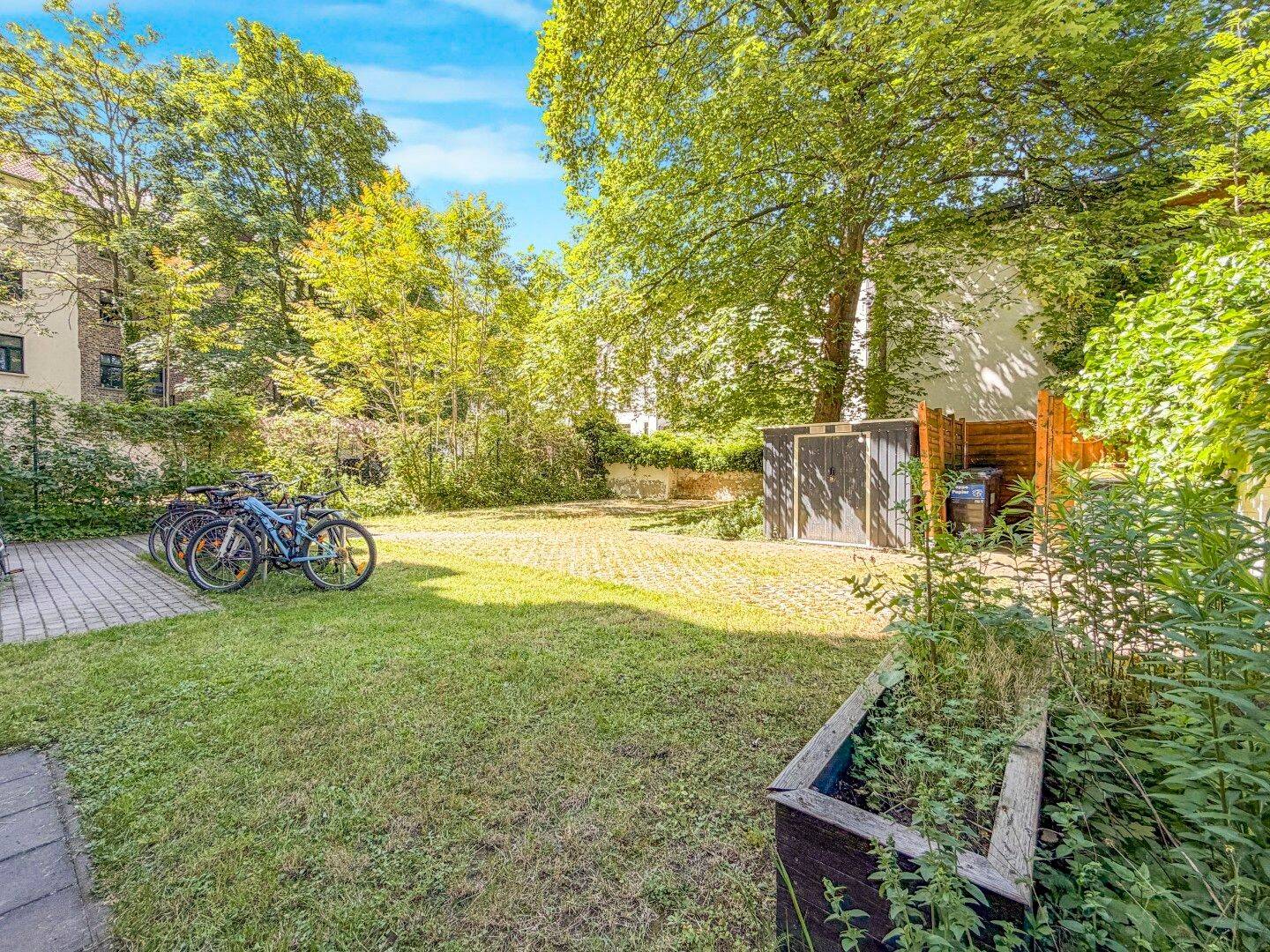 Stilvolle und mietfreie 3-Zimmer-Wohnung im Gründerzeithaus mit Balkon zum begrünten Innenhof – Leipzig – Vorschaubild 8