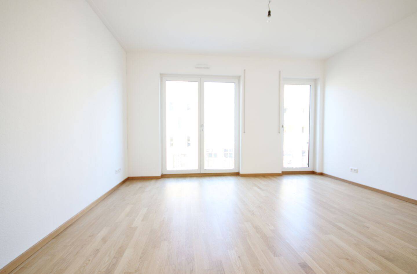 Moderne 3-Zimmer-Wohnung mit Loggia
