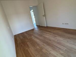 Ab sofort! 2-Zimmer-Wohnung (Typ 8) mit Terrasse (oder Balkon) und eigenem Keller – 50968 Köln – Vorschaubild 4