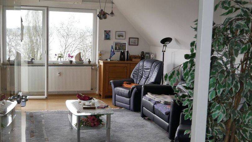 Charmante2,5 Dachgeschoßwohnung mit unverbaubarem vollen See und Bergblick – Überlingen – Vorschaubild 8