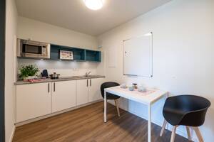 Voll möbliertes Studentenappartement in einer 2er-WG mit Duschbad und Küche in bester Lage. – 52066 Aachen – Vorschaubild 3