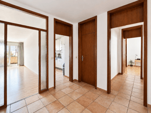 Gut geschnittene, helle 3-Zimmer-Wohnung mit sonniger Innenhofloggia, Balkon und TG-Stellplatz in der List – 30161 Hannover – Vorschaubild 9