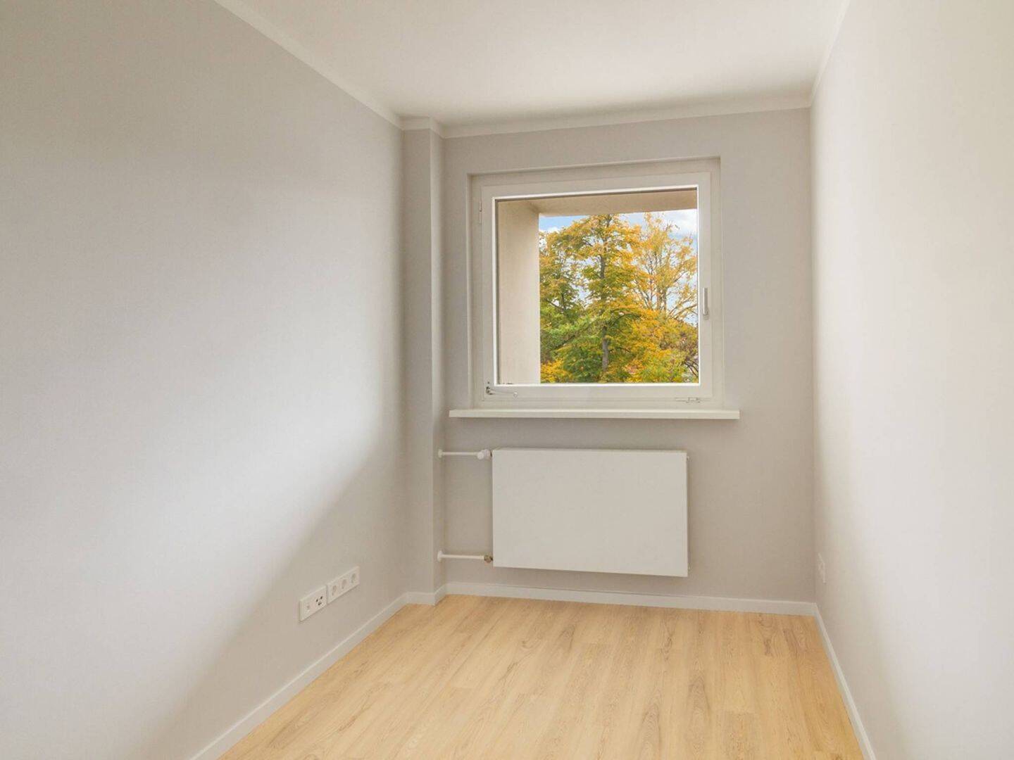 Modernisierte 2-Zimmer-Wohnung mit BALKON und EBK in Berlin-Lichterfelde – Berlin – Vorschaubild 7