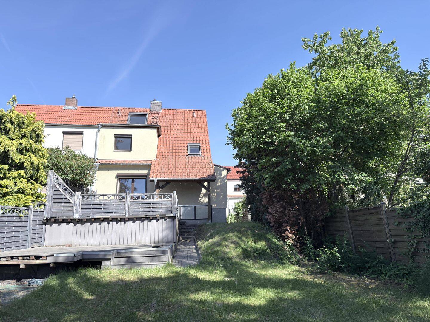 Charmantes Zuhause mit Gartenidylle
